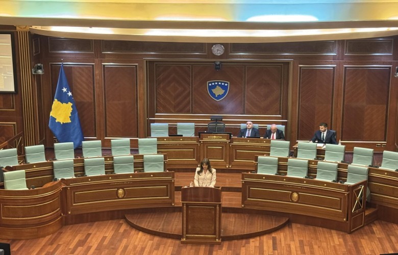 Konstituohet Kuvendi i Kosovës  Albulena Haxhiu zgjidhet kryeparlamentare