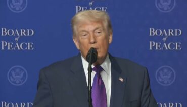  Arrita marrëveshje mes Kosovës dhe Serbisë   Trump Vjosa Osmanit  Kur nuk shkoni mirë më telefononi mua