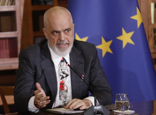 Rritja e çmimit të naftës  Rama  Shteti do të ndërhyjë në treg