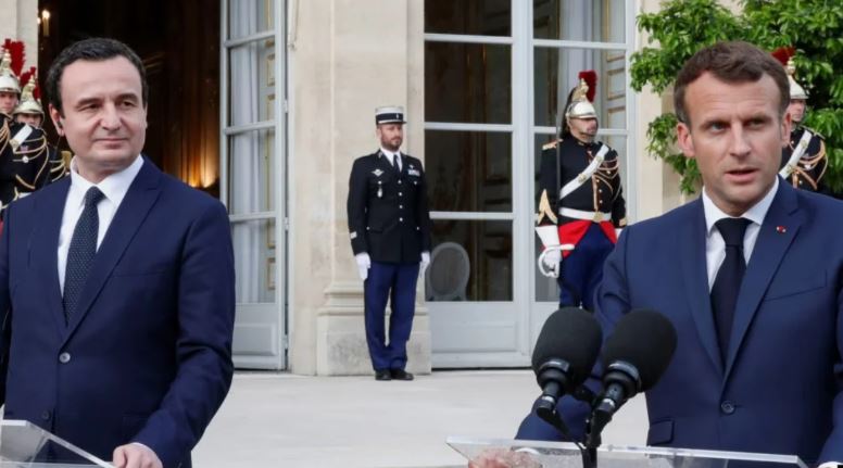 Albin Kurti sot në Francë  Vuçiç  zbulon prapaskenat   pretendon se kryeministri i Kosovës mund të kërkojë dërgimin e FSK së në Veri