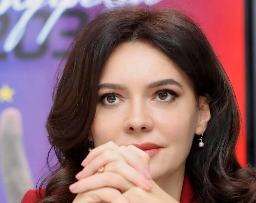 Çfarë shkruante Elisa Spiropali në vitin 2008  që sot duket më aktuale se kurrë