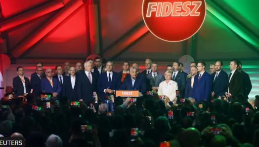 Orban pranon humbjen dhe i uron fitoren rivalit të tij Peter Magyar