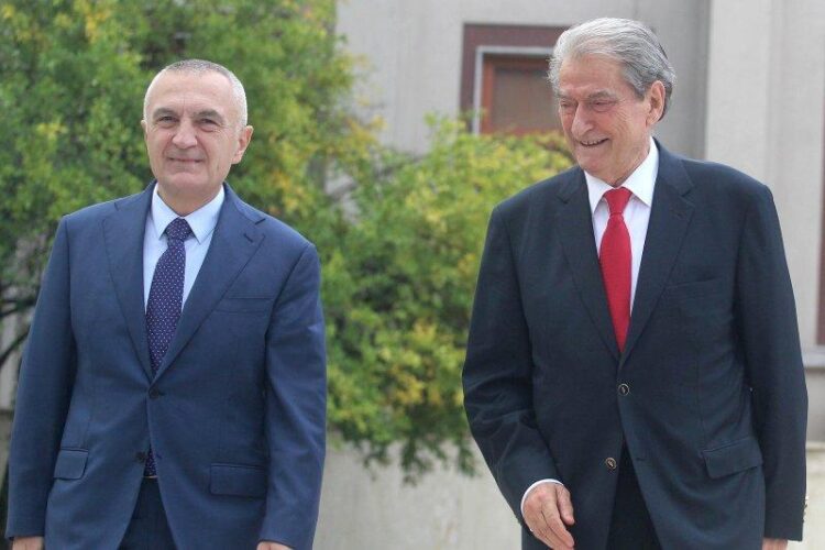 Berisha  Meta nuk ka përdorur kurrë në jetën e tij karta krediti  Monika po 