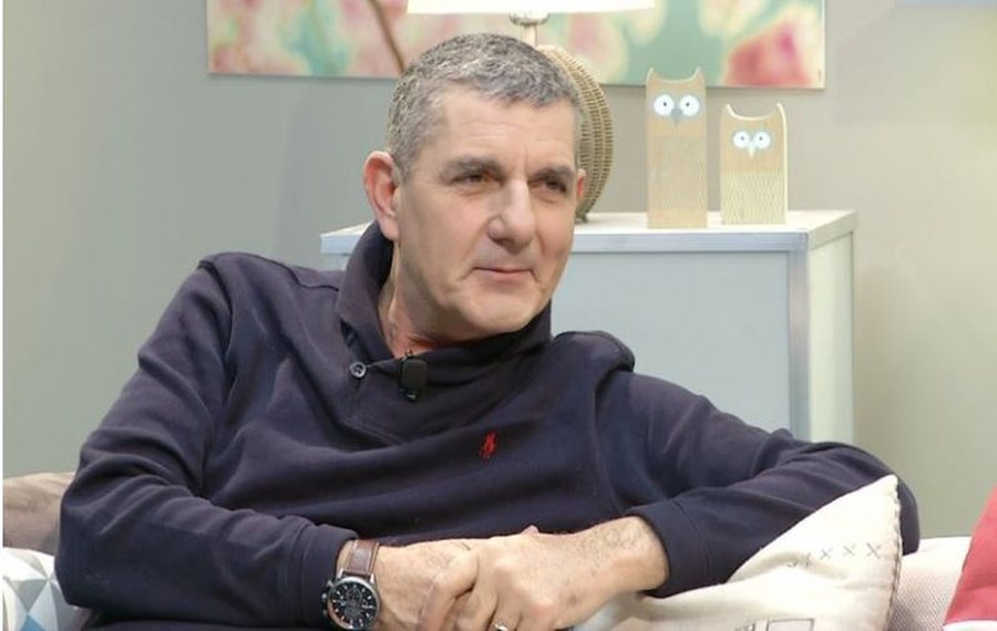 Përplasi për vdekje 7 vjeçarin në derën e shkollës  shoqërohet në polici producenti Petri Bozo