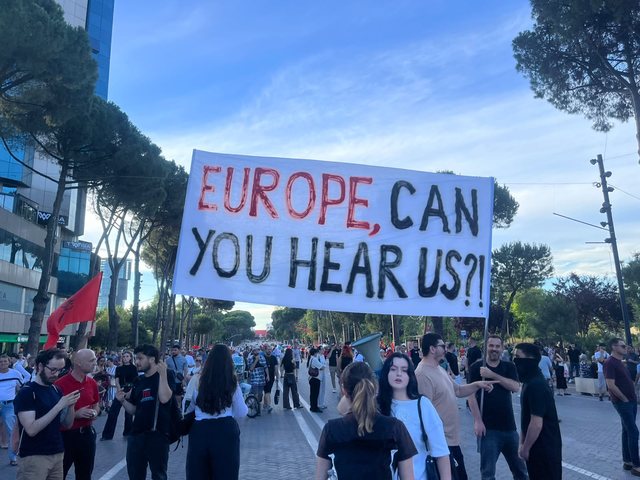  Europe can you hear us     Tirana hyn në javën e tretë të protestave